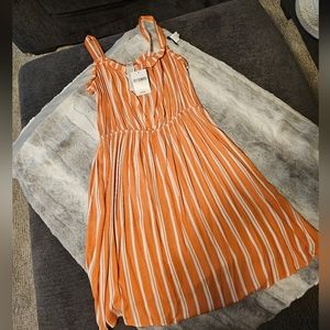 NWT Forever 21+ Dress sz 0X *** note tiny flaw on 1 strap
